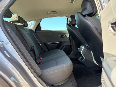 Certified 2025 Kia K4 FWD image 8
