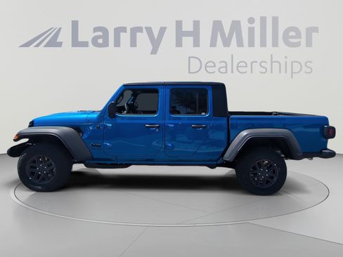 New 2026 Jeep Gladiator Sport AWD/4WD image 2