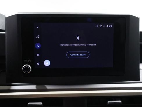 Used 2024 Toyota Tacoma TRD Off-Road image 29