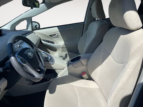 Used 2013 Toyota Prius Three w/ Solar Roof Pkg FWD image 9
