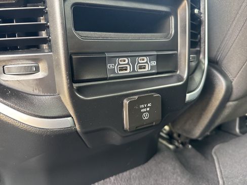 Used 2025 RAM 1500 Big Horn AWD/4WD image 13
