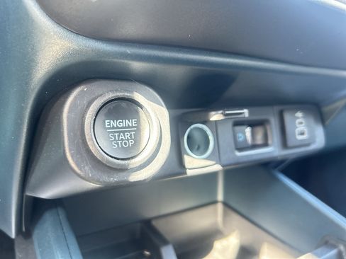 Used 2025 Ford Maverick Lariat w/ 4K Tow Package AWD/4WD image 27