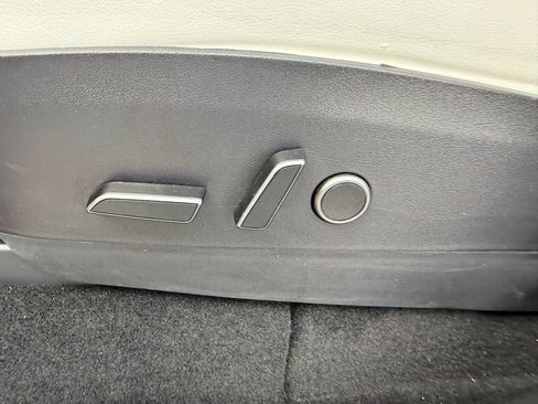 Used 2023 Tesla Model Y Long Range image 10