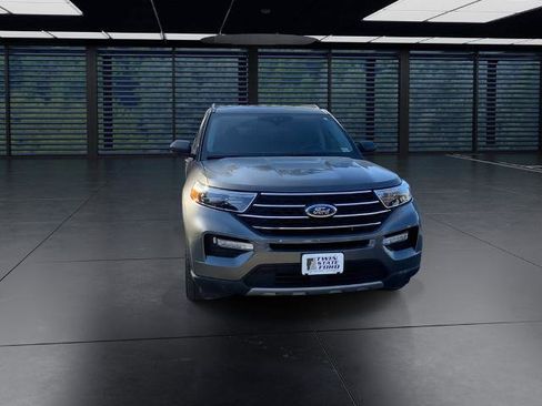 Certified 2023 Ford Explorer XLT w/ Equipment Group 202A AWD/4WD image 5