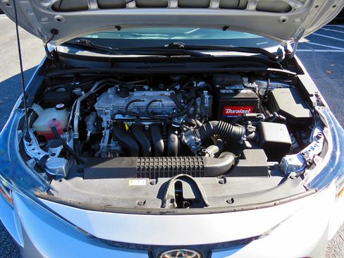 Used 2020 Toyota Corolla LE w/ LE Premium Package image 31