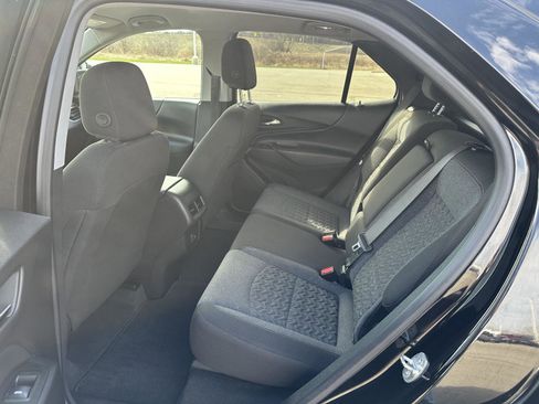 Used 2024 Chevrolet Equinox LT image 12