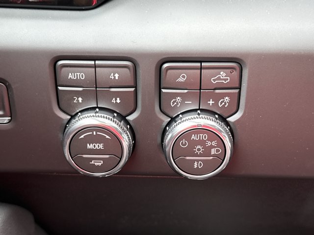 New 2026 GMC Sierra 2500 AT4 w/ AT4 Premium Plus Package AWD/4WD image 20