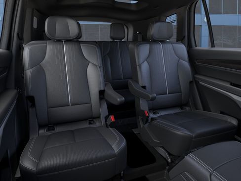 New 2026 Cadillac Vistiq Sport w/ LPO, Floor Liner Package image 17