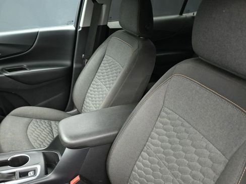 Used 2019 Chevrolet Equinox LT image 24
