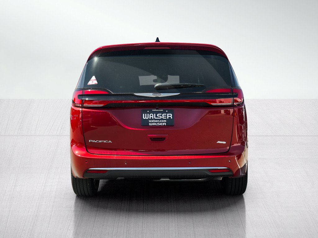 New 2026 Chrysler Pacifica Select AWD/4WD image 5