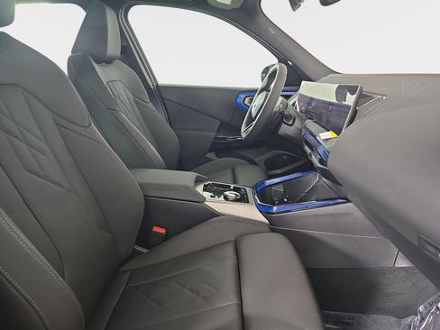 New 2026 BMW X3 xDrive30 w/ Premium Package image 9