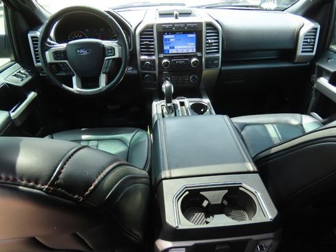 Used 2018 Ford F150 Platinum w/ Equipment Group 701A Luxury image 24