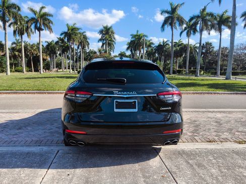 Used 2023 Maserati Levante GT image 16