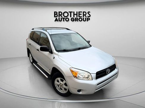 Used 2007 Toyota RAV4 2WD image 1