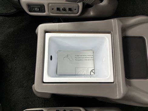 New 2026 GMC Savana 2500 w/ Driver Convenience Package RWD image 40