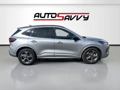 Used 2023 Ford Escape ST-Line w/ Equipment Group 301A FWD image 8