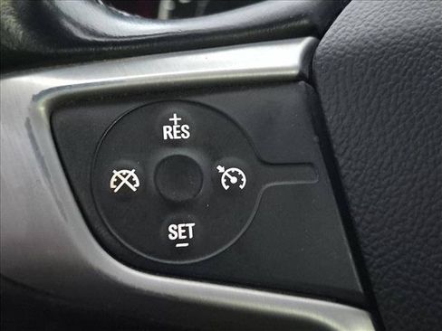 Used 2018 GMC Terrain SLE FWD image 16