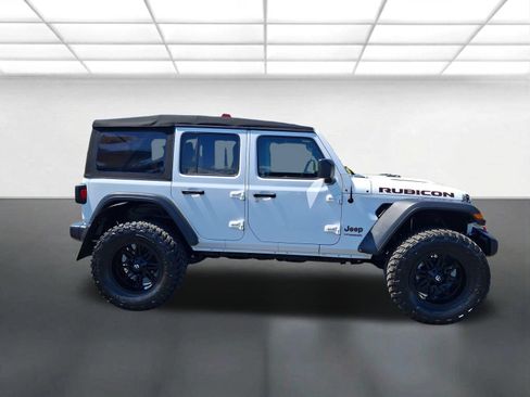 Used 2022 Jeep Wrangler Unlimited Rubicon AWD/4WD image 2