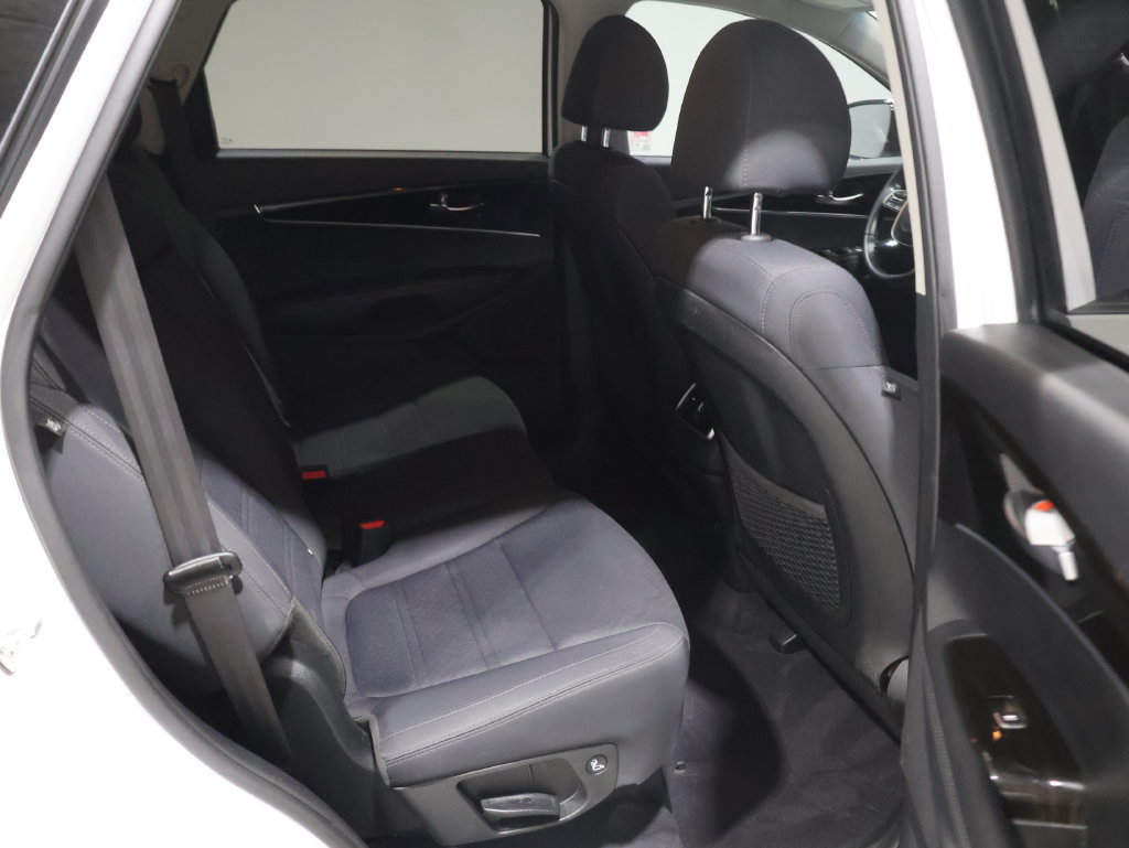 Used 2020 Kia Sorento LX w/ LX I4 Convenience Package AWD/4WD image 20