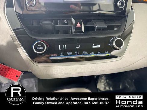 Used 2020 Toyota Corolla LE FWD image 9