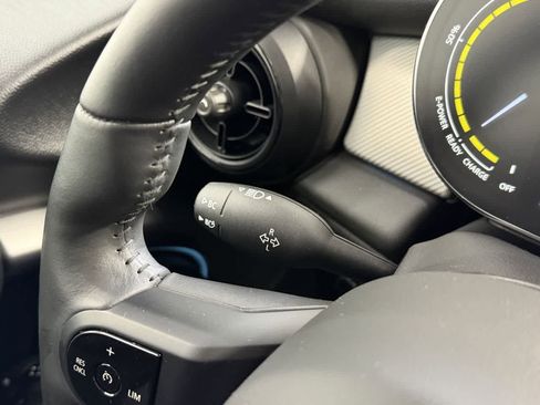 Certified 2024 MINI Cooper SE FWD image 16