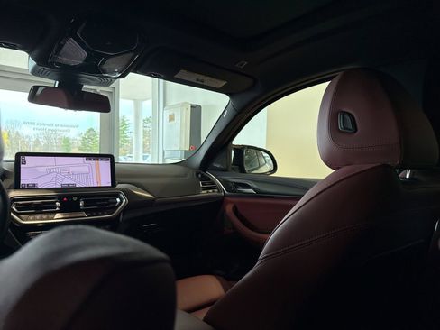 Certified 2024 BMW X4 M40i w/ Premium Package image 31