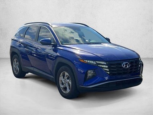 Used 2023 Hyundai Tucson SEL FWD image 3