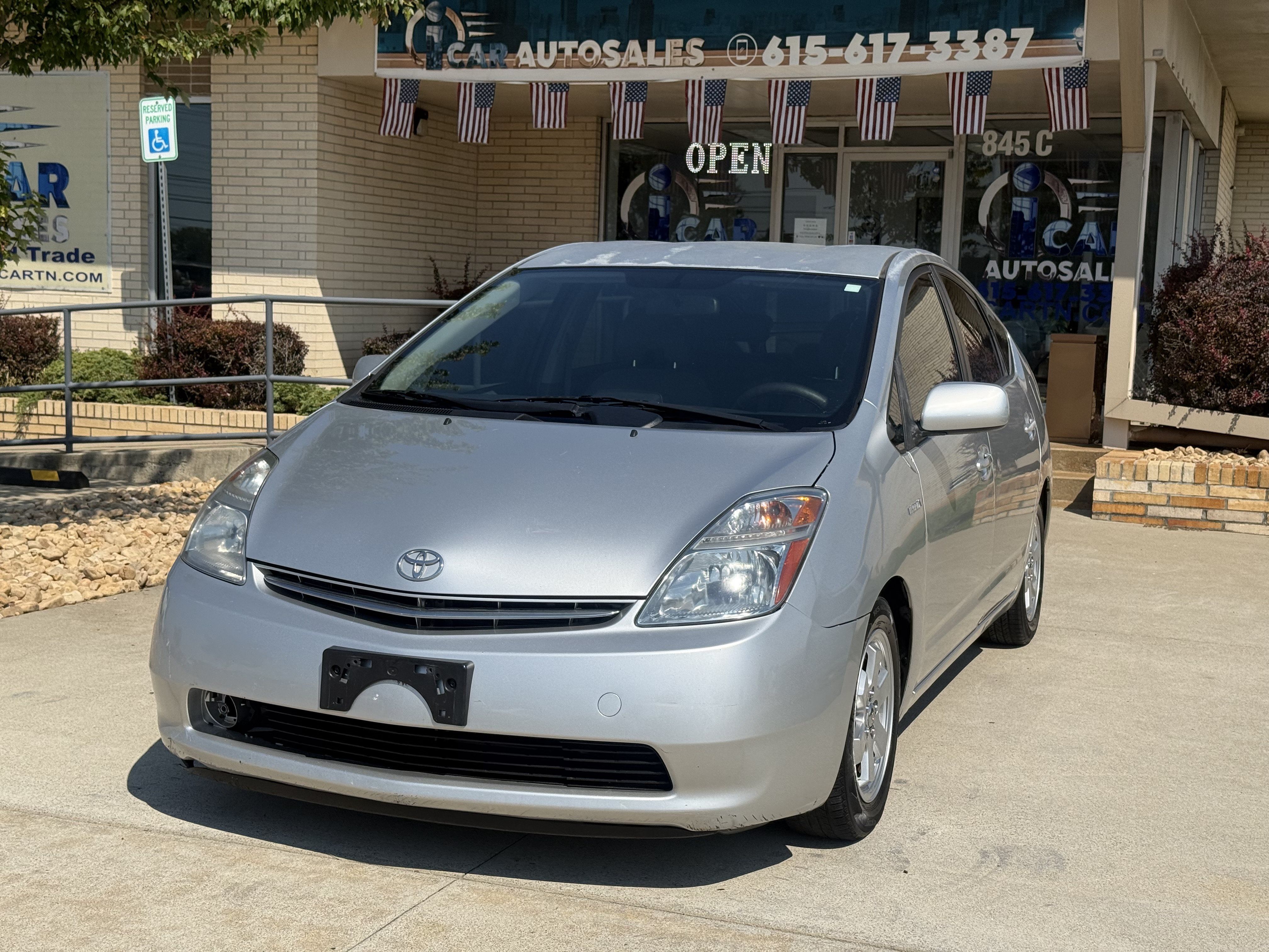 Used 2008 Toyota Prius w/ Pkg 2 FWD image 1