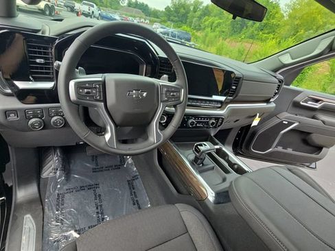 New 2026 Chevrolet Silverado 1500 RST AWD/4WD image 18