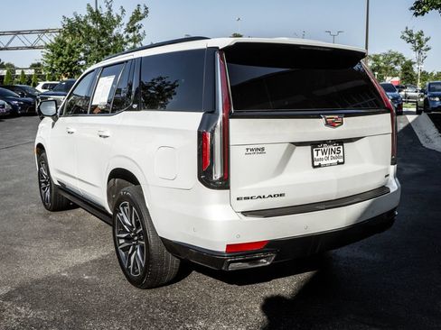 Used 2022 Cadillac Escalade Sport w/ Touring Package AWD/4WD image 37