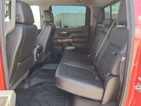 Used 2019 Chevrolet Silverado 1500 LT Trail Boss AWD/4WD image 24
