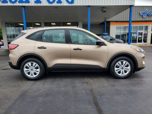 Used 2020 Ford Escape S FWD image 5