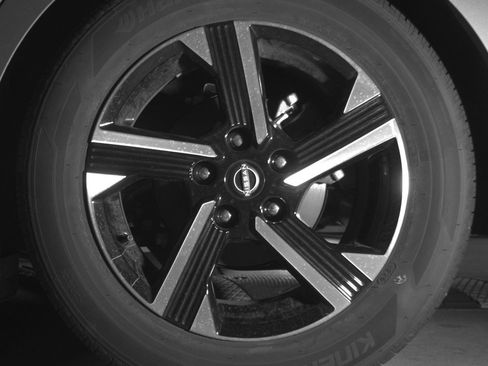 Used 2025 Nissan Sentra SV image 14