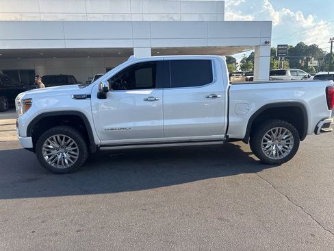 Used 2019 GMC Sierra 1500 Denali w/ Denali Ultimate Package AWD/4WD image 4