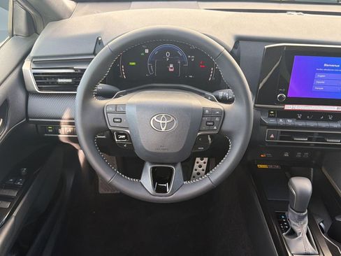 New 2026 Toyota Camry Hybrid image 31