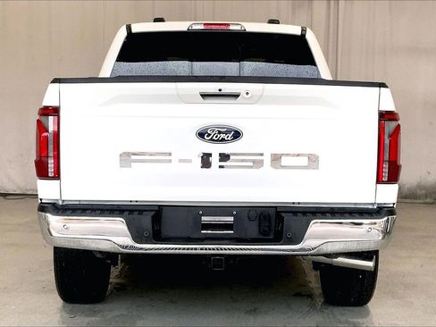 Certified 2024 Ford F150 Lariat w/ FX4 Off-Road Package AWD/4WD image 3