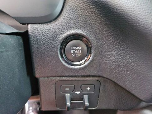 Used 2025 Toyota Tundra SR5 AWD/4WD image 27