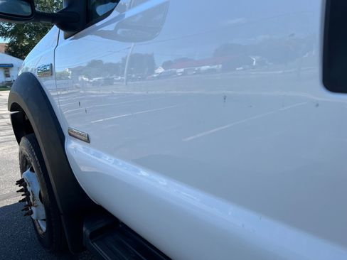 Used 2006 Ford F450 2WD Regular Cab Super Duty image 20