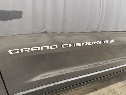 New 2025 Jeep Grand Cherokee L Limited w/ Trailer Tow Package image 42