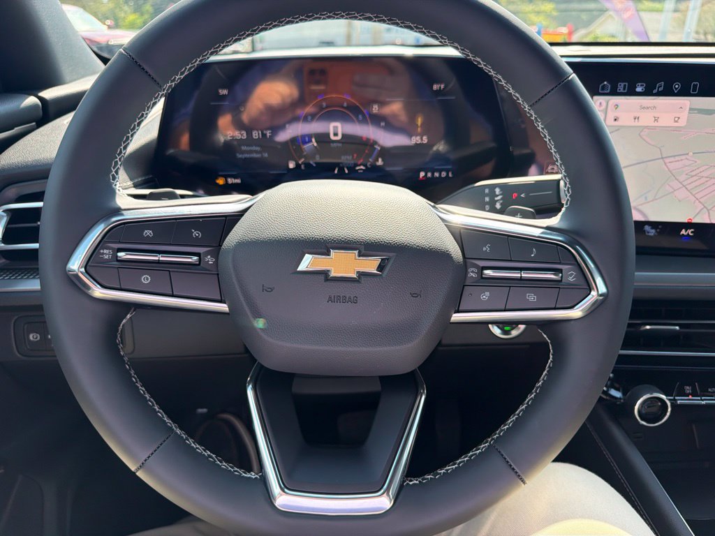 New 2027 Chevrolet Traverse LT w/ Driver Confidence Package FWD image 27