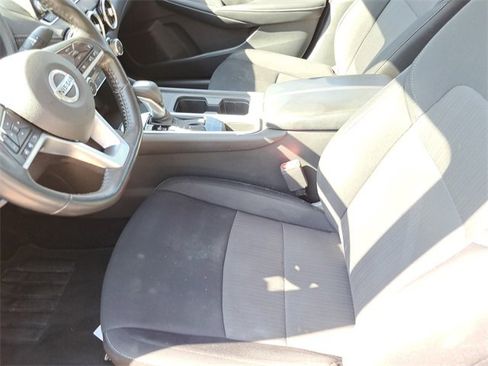 Used 2022 Nissan Sentra SV w/ Trunk Package image 23