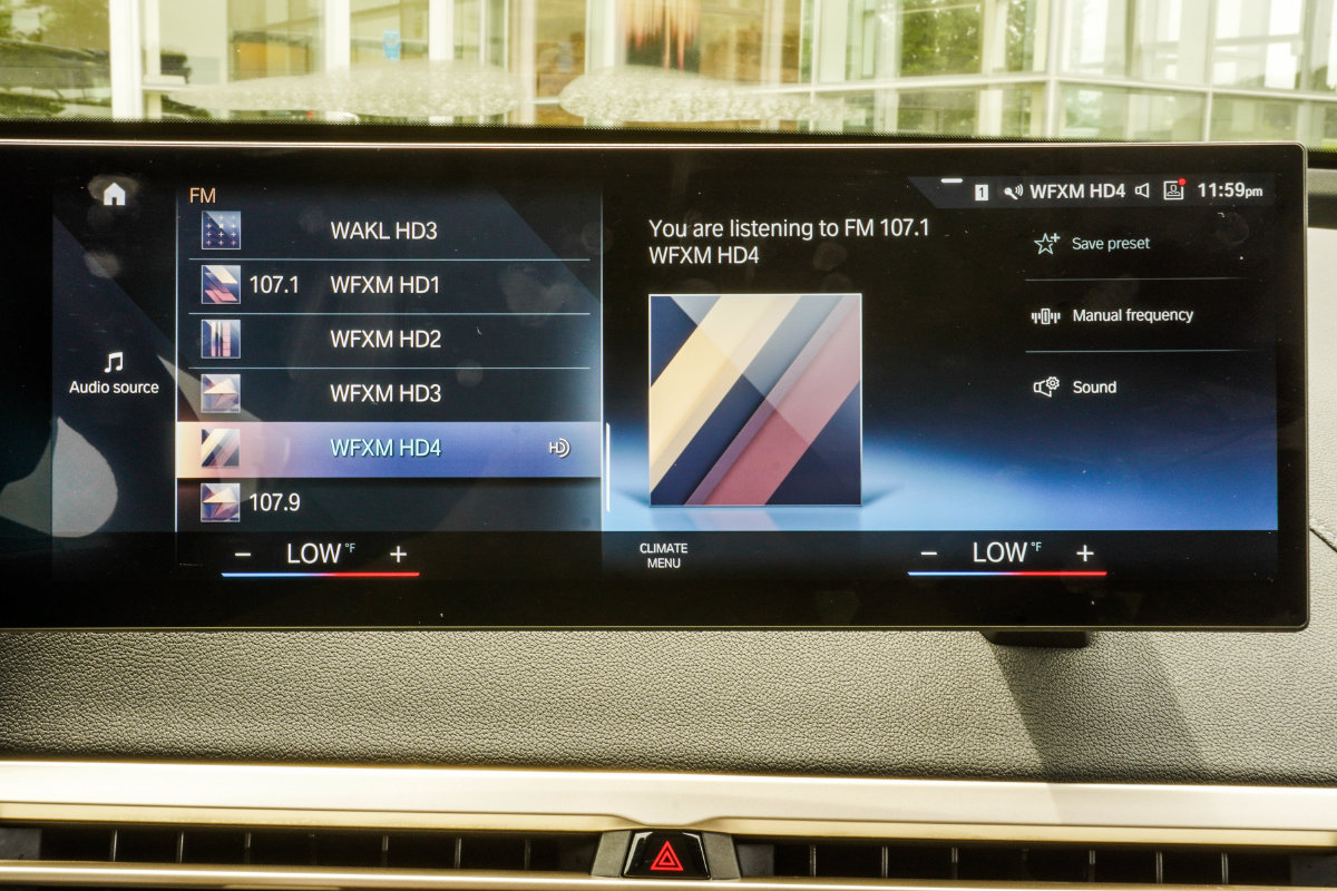 Used 2023 BMW iX M60 w/ Executive Package AWD/4WD image 25