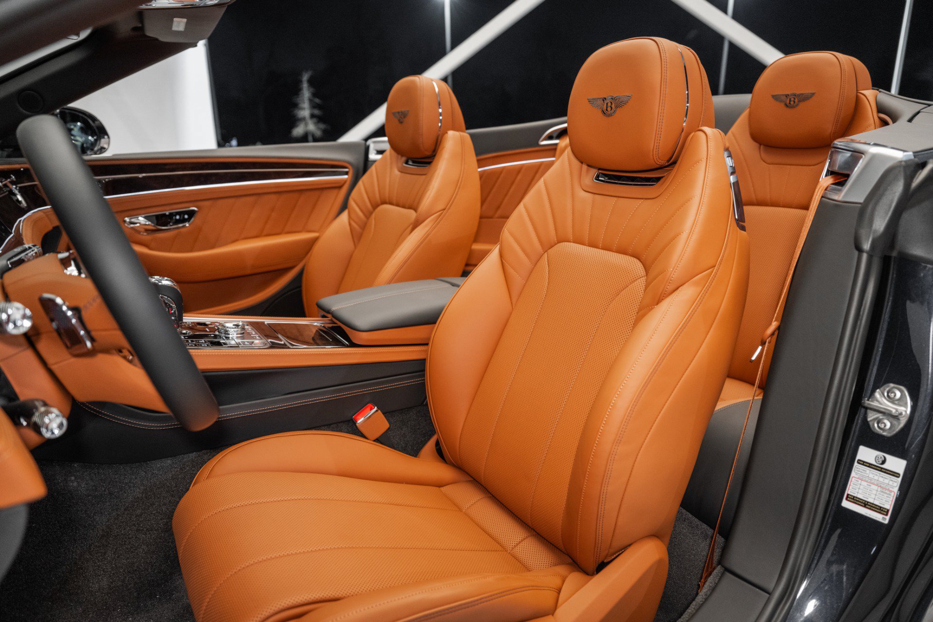 Used 2024 Bentley Continental GT V8 AWD/4WD image 19