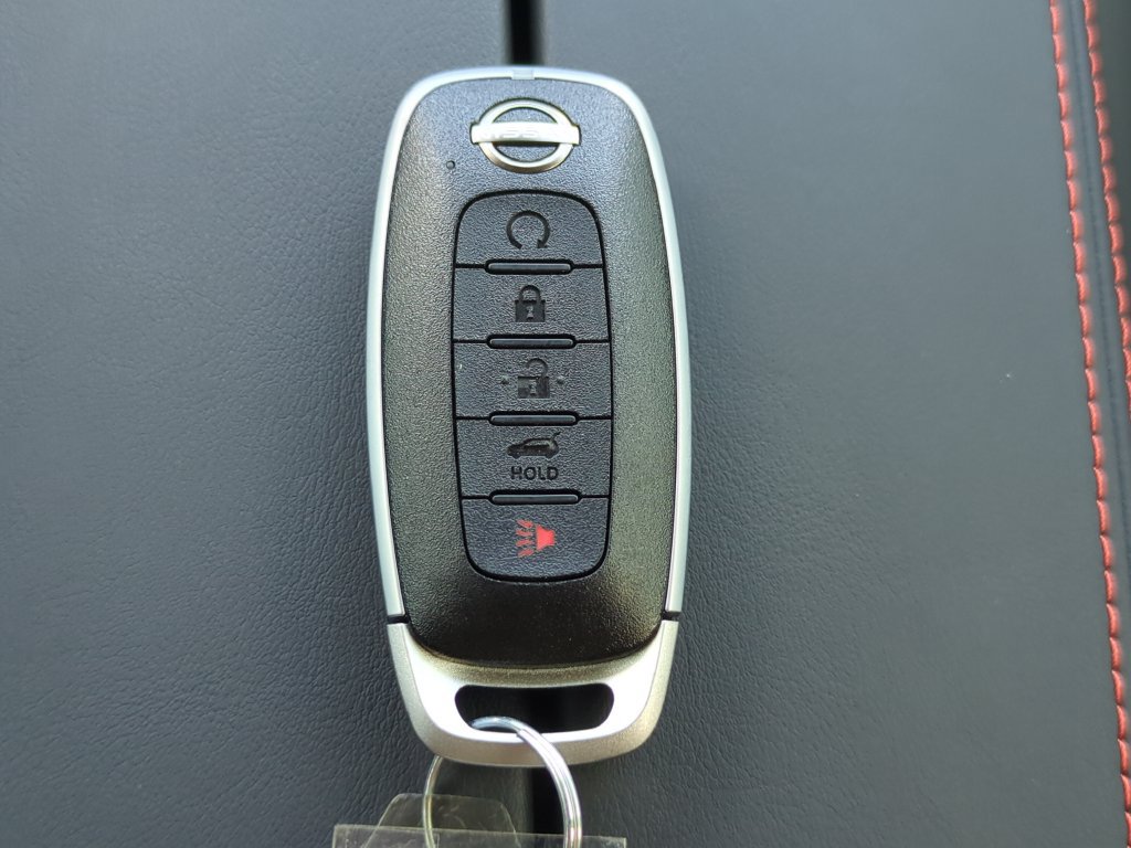 Certified 2026 Nissan Rogue SV AWD/4WD image 38