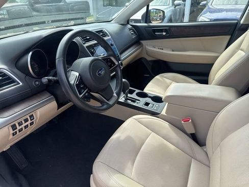 Used 2018 Subaru Outback 2.5i Limited AWD/4WD image 10