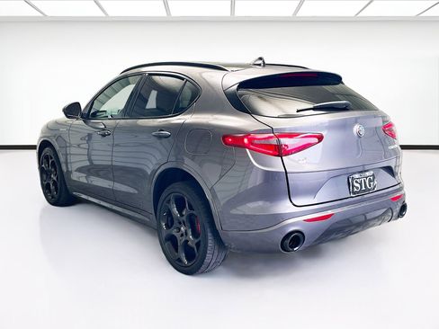 Used 2022 Alfa Romeo Stelvio Veloce image 6