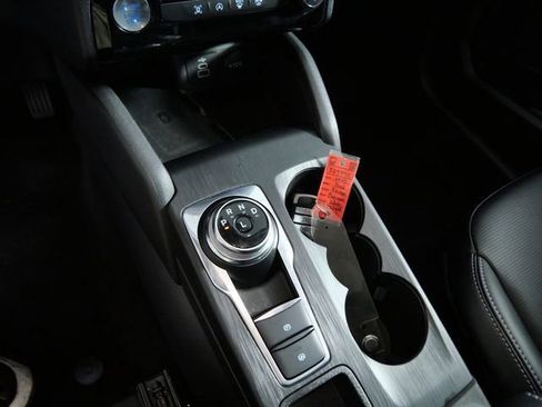 Certified 2025 Ford Escape Platinum AWD/4WD image 21