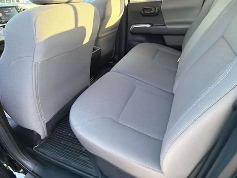 Used 2023 Toyota Tacoma 2WD Double Cab image 29