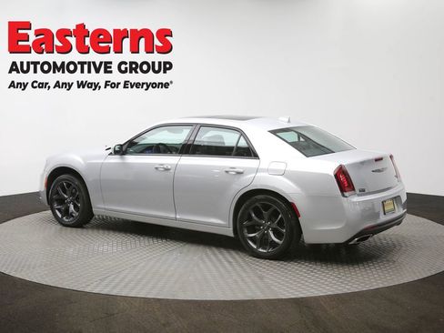 Used 2023 Chrysler 300 S image 65