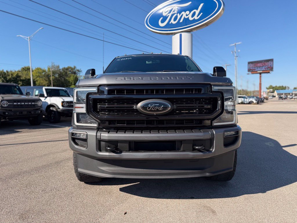 Used 2022 Ford F350 Lariat w/ Black Appearance Package AWD/4WD image 2